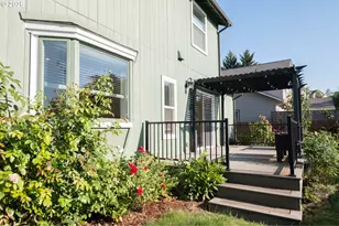 556 N View Dr, Winchester, OR 97495 - Photo 41
