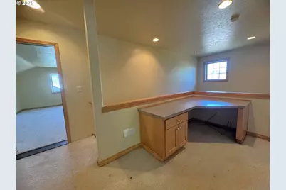 2640 NE Cole Ave, McMinnville, OR 97128 - Photo 27