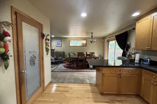 2640 NE Cole Ave, McMinnville, OR 97128 - Photo 15