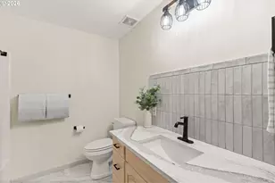720 Holly Ave, Cottage Grove, OR 97424 - Photo 33
