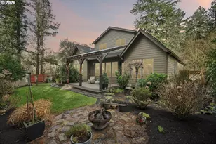 15915 Waluga Dr, Lake Oswego, OR 97035 - Photo 47