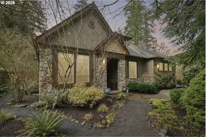 15915 Waluga Dr, Lake Oswego, OR 97035 - Photo 1
