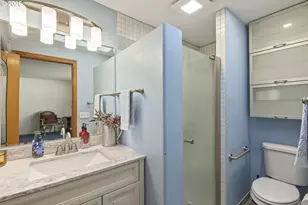 19265 SW Durell Ct, Beaverton, OR 97003 - Photo 17