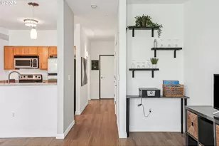 1125 NW 9th Ave, Portland, OR 97209 - Photo 3