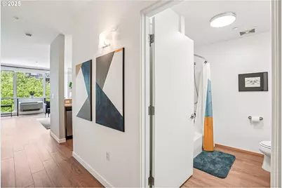 1125 NW 9th Ave #427, Portland, OR 97209 - Photo 13