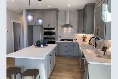 1918 S Holly St, Canby, OR 97013 - Photo 13