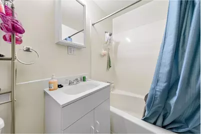 160 Spring St, Gardiner, OR 97441 - Photo 15