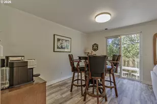 593 SW 207th Ave, Beaverton, OR 97006 - Photo 9