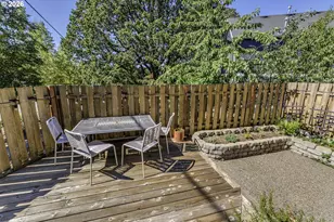 593 SW 207th Ave, Beaverton, OR 97006 - Photo 25