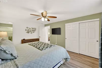 9313 NE 82nd Cir, Vancouver, WA 98662 - Photo 15