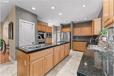 111 NE Porto Way, Hillsboro, OR 97124 - Photo 15