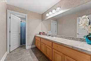 111 NE Porto Way, Hillsboro, OR 97124 - Photo 33