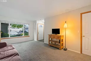 697 32nd St, Washougal, WA 98671 - Photo 5