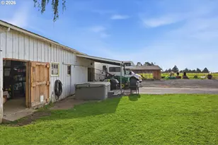 4799 SW Williams Rd, Powell Butte, OR 97753 - Photo 37