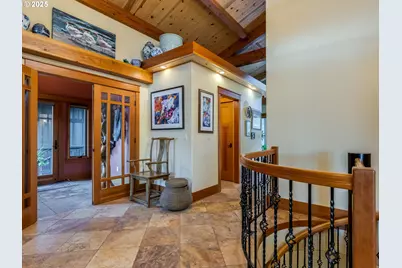 8919 Hwy 14, Wishram, WA 98673 - Photo 17