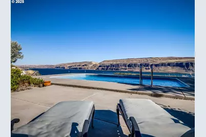 8919 Hwy 14, Wishram, WA 98673 - Photo 11