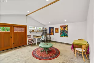 409 N 8th St, Cottage Grove, OR 97424 - Photo 35