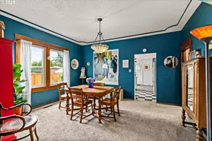 409 N 8th St, Cottage Grove, OR 97424 - Photo 9