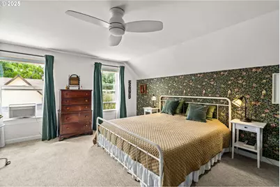 409 N 8th St, Cottage Grove, OR 97424 - Photo 27