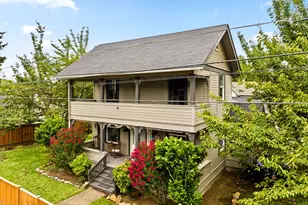 409 N 8th St, Cottage Grove, OR 97424 - Photo 1