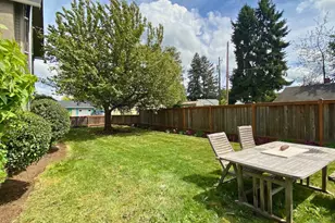 409 N 8th St, Cottage Grove, OR 97424 - Photo 37