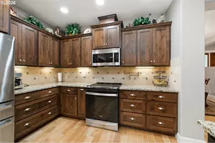 36806 NE Holling Ave, La Center, WA 98629 - Photo 17