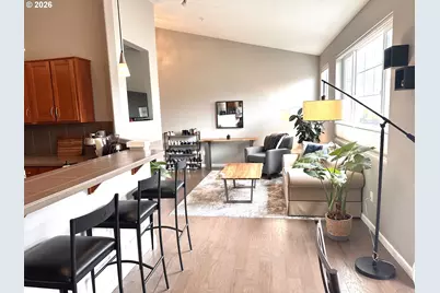 565 NW Lost Springs Ter #401, Portland, OR 97229 - Photo 5
