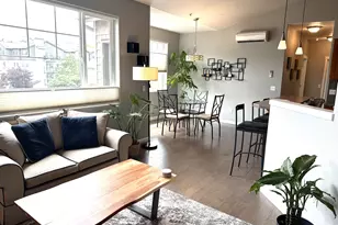 565 NW Lost Springs Terrace, Portland, OR 97229 - Photo 3