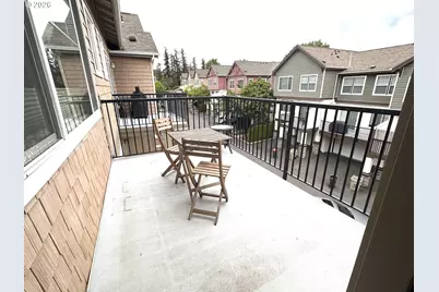 565 NW Lost Springs Ter #401, Portland, OR 97229 - Photo 11