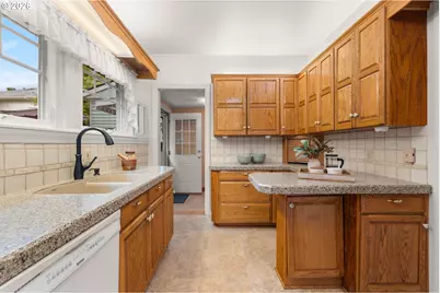 3025 NE 17th Ave, Portland, OR 97212 - Photo 13