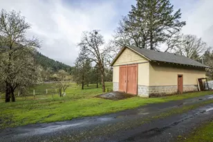 3866 Placer Rd, Wolf Creek, OR 97497 - Photo 41