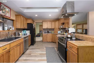 3866 Placer Rd, Wolf Creek, OR 97497 - Photo 13