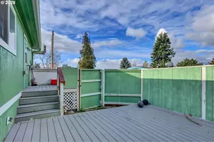 23200 NE Sandy Blvd, Troutdale, OR 97060 - Photo 43