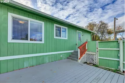 23200 NE Sandy Blvd #77, Troutdale, OR 97060 - Photo 41