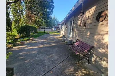 105 Madrona Ct, Saint Helens, OR 97051 - Photo 25