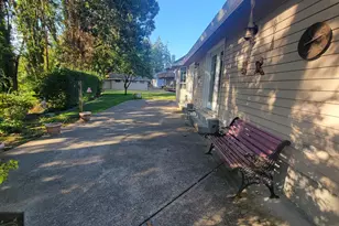 105 Madrona Ct, Saint Helens, OR 97051 - Photo 25