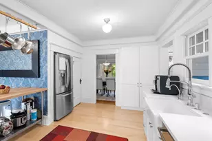 7100 SW Brier Pl, Portland, OR 97219 - Photo 9