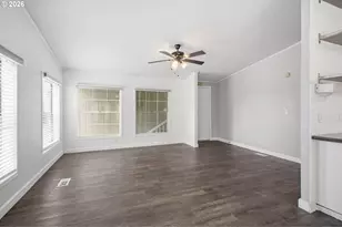 851 SW Sunset Way, Troutdale, OR 97060 - Photo 9