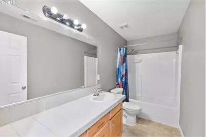 1360 NE Coho Ct, Troutdale, OR 97060 - Photo 37