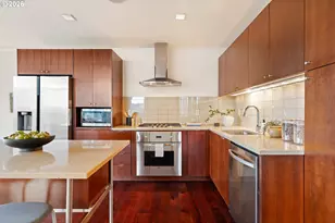 3570 S River Pkwy, Portland, OR 97239 - Photo 21