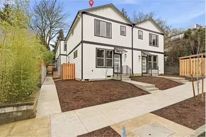 526 S Texas St, Portland, OR 97219 - Photo 1