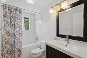 6407 SE 65th Ave, Portland, OR 97206 - Photo 9