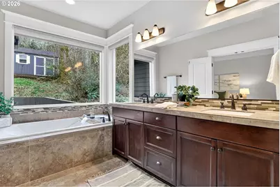 13286 SW Maplecrest Ct, Portland, OR 97223 - Photo 33