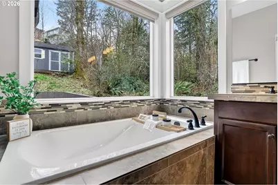 13286 SW Maplecrest Ct, Portland, OR 97223 - Photo 35
