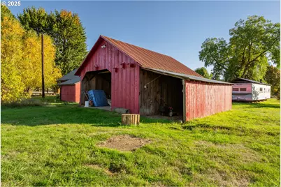 19115 Highway 42, Camas Valley, OR 97416 - Photo 23