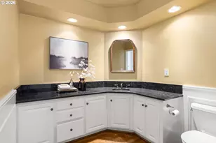 1618 S Corbett Hill Cir, Portland, OR 97219 - Photo 27