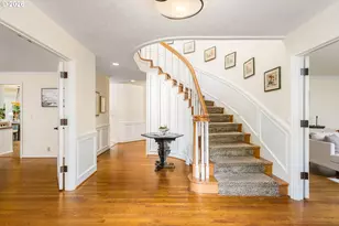 1618 S Corbett Hill Cir, Portland, OR 97219 - Photo 9