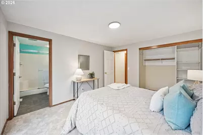 377 SE Barnes Ave, Gresham, OR 97080 - Photo 13