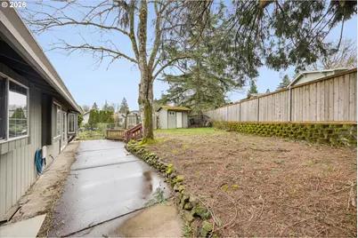 377 SE Barnes Ave, Gresham, OR 97080 - Photo 21