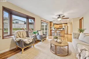 377 SE Barnes Ave, Gresham, OR 97080 - Photo 11